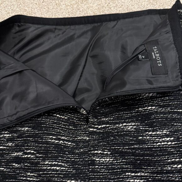Talbots Black Tweed Pencil Skirt Wool Blend Pockets Ribbon Trim Lined Size 2P - Picture 6 of 6
